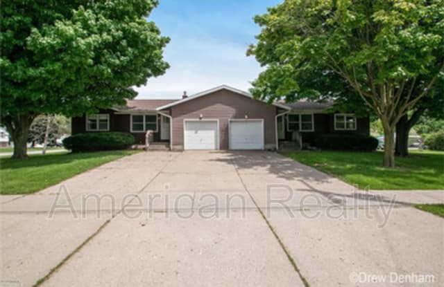 5494 Eastern Ave SE - 5494 Eastern Avenue Southeast, Kentwood, MI 49508