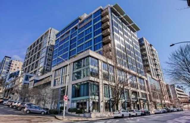 2716 Elliott Ave photos photos