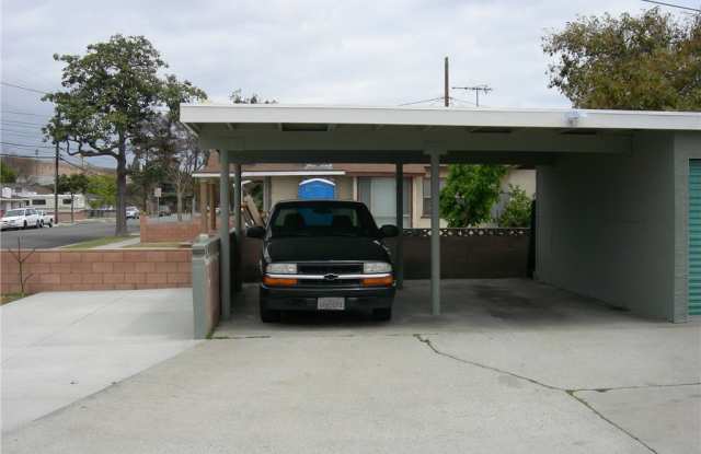 9438 Beverly Street Gallery 3