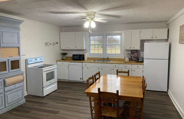 4250 Louis Draughon Road Gallery 2