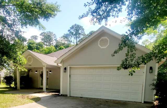 1720 Deer Street photos photos