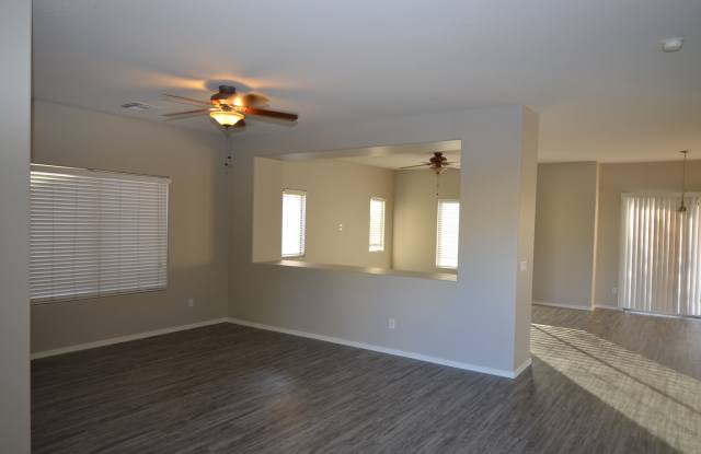 2034 N Arbor Lane Gallery 3