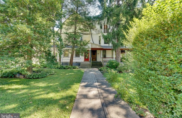 99 S LANSDOWNE AVENUE - 99 South Lansdowne Avenue, Lansdowne, PA 19050