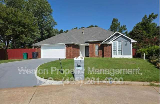 9125 Northwest 99th Place Gallery 1