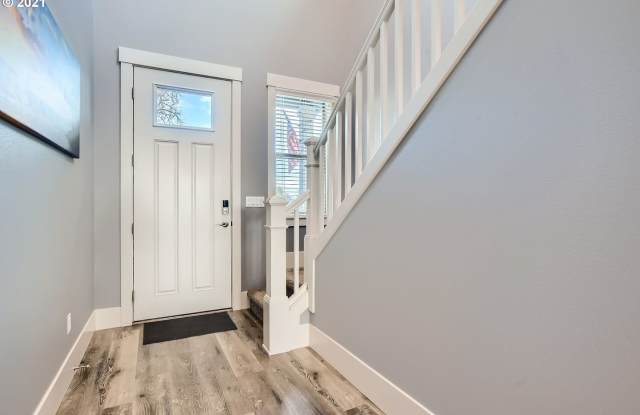 Expansive 5 Bedroom Corner-Lot Home with Gourmet Kitchen, 3-Car Garage with RV Parking, Home Office & Covered Patio Gallery 4