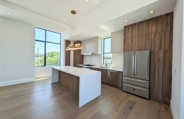 2707 23rd Street photos photos