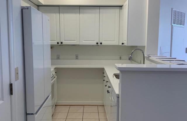 1625 International Dr photos photos