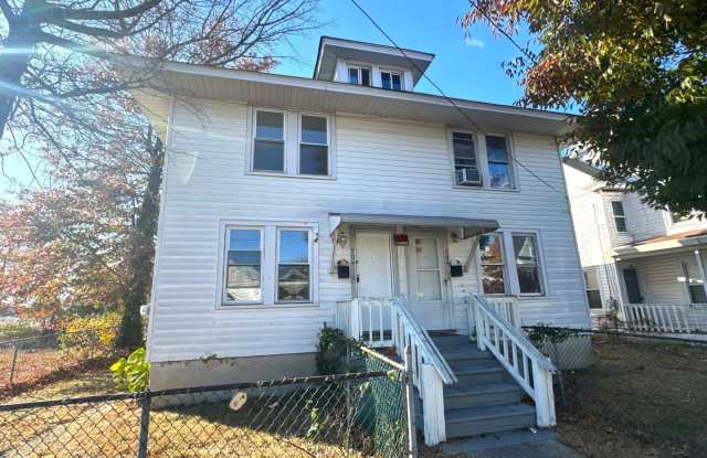 3 Bedroom Apartment - 706 Buck Street, Millville, NJ 08332