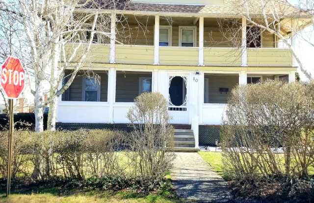 10 Mills Avenue photos photos