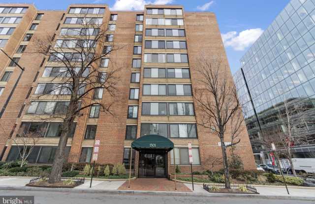 1301 20TH Street NW unit: 916 photos photos