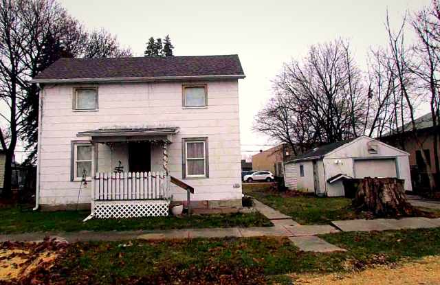 207 2nd Ave - 207 2nd Avenue, Forreston, IL 61030 207 2nd Ave - 207 2nd Avenue, Forreston, IL 61030