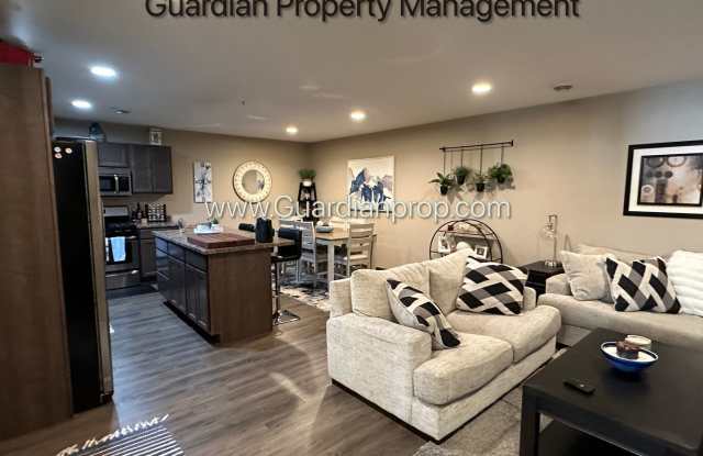 Lakeville 2 Bedroom Town Home, 2 Car Garage, 2.5 Baths, Available November Gallery 1