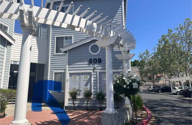609 Arcadia Ter, #301 Sunnyvale, CA 94085 - 609 Arcadia Terrace, Sunnyvale, CA 94085