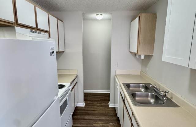 1251 Westpointe Drive Gallery 4