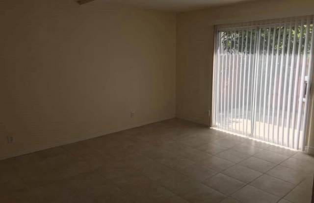 15238 Ramona Boulevard Gallery 2