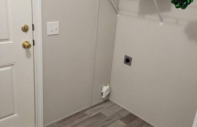 65 Golfview Ct. Gallery 4