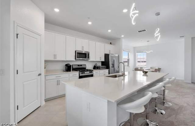 15188 Bluffton Lane Gallery 3