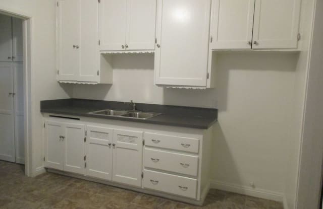 1491 Obispo Ave - 1491 Obispo Avenue, Long Beach, CA 90804