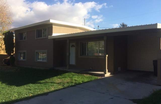 1075 W 860 N photos photos