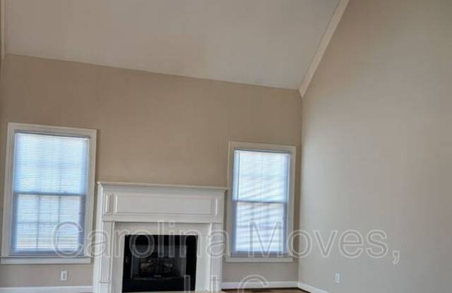 33 Meadow Springs Lane Gallery 4