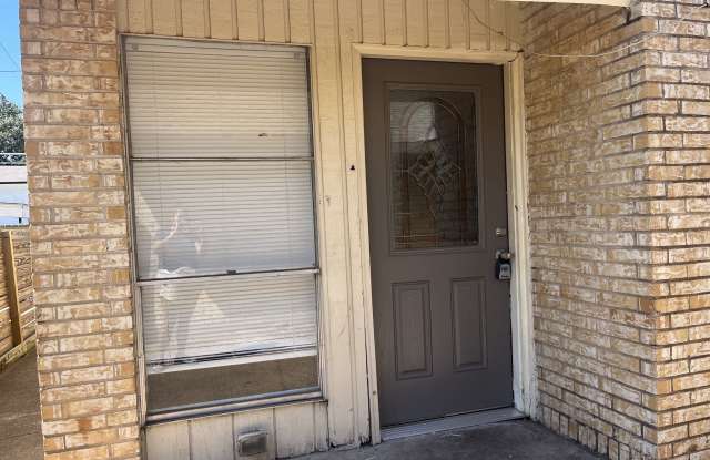 2918 LOURDES STREET - 2918 Lourdes Street, Dallas, TX 75211