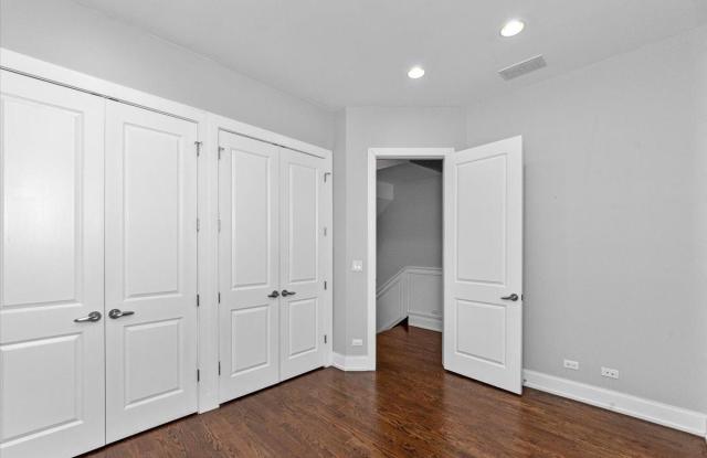 1838 W Erie St Gallery 4