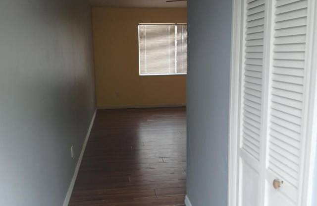 2002 S Palmetto Avenue Gallery 2
