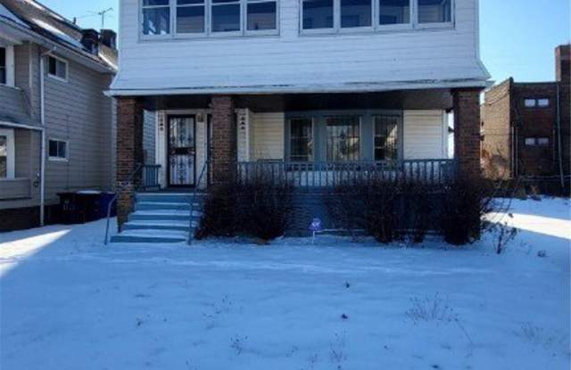 872 Paxton Road photos photos
