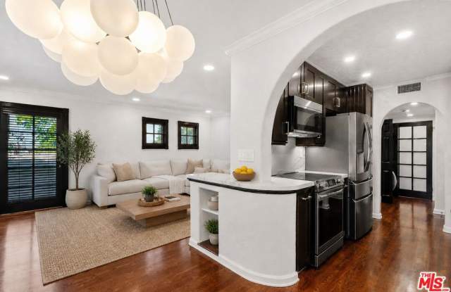 1118 Cardiff Ave photos photos