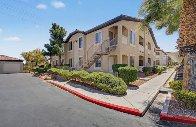 2 BEDROOM CONDO WITH MOUNTAIN VIEWS! photos photos
