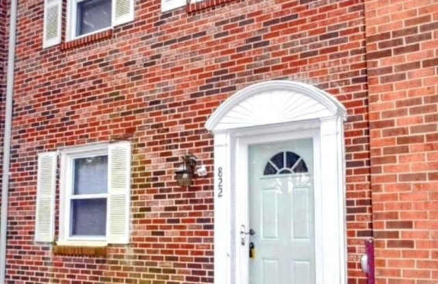 822 CALVERT TOWNE DRIVE photos photos