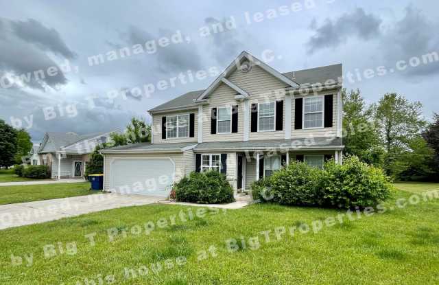 Large 4 bedroom 2.5 bath 2 car garage house with patio and large yard - 209 Northdown Drive, Dover, DE 19904