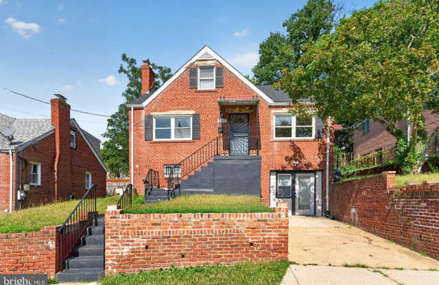 1807 NOVA Avenue Gallery 1