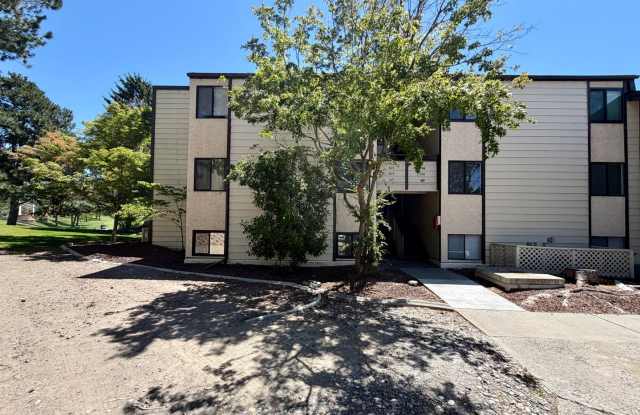 Meadow Springs Golf Course Views! 2 bed, 2 ba with Balcony! photos photos Meadow Springs Golf Course Views! 2 bed, 2 ba with Balcony! photos photos