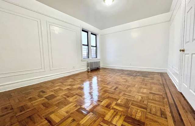 465 East 167th Street Gallery 3