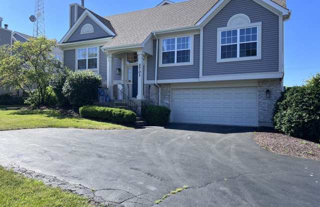 2701 Curran Court - 2701 Curran Court, Darien, IL 60561