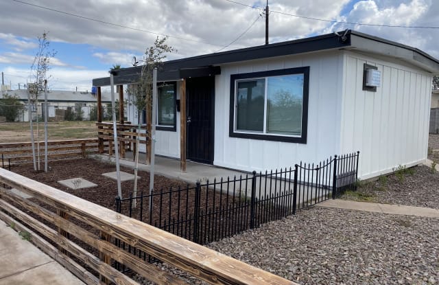 433 North 14th Street - 4 - 433 N 14th St, Phoenix, AZ 85006