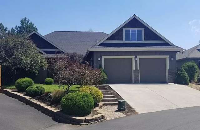 Stunning 4x2 with all bedrooms on the main level, bonus room upstairs, and a large fully fenced back yard. photos photos