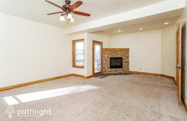 733 Orion Drive Gallery 3