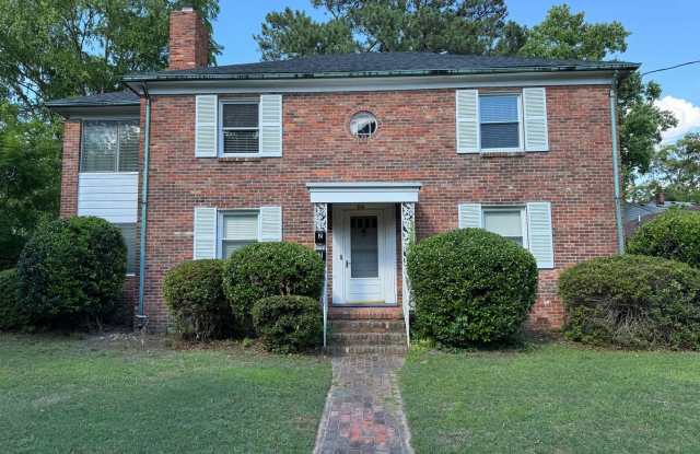 Welcome to our charming 2 bedroom, 1 bathroom home ! "ASK ABOUT OUR ZERO DEPOSIT" photos photos