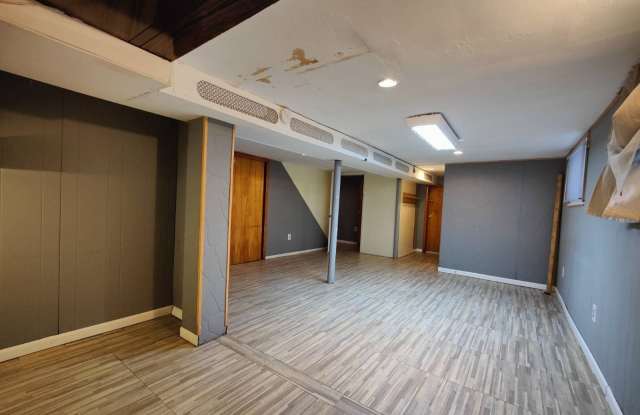 6968 78 ST Gallery 2