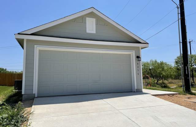 8256 Piedra Medina photos photos