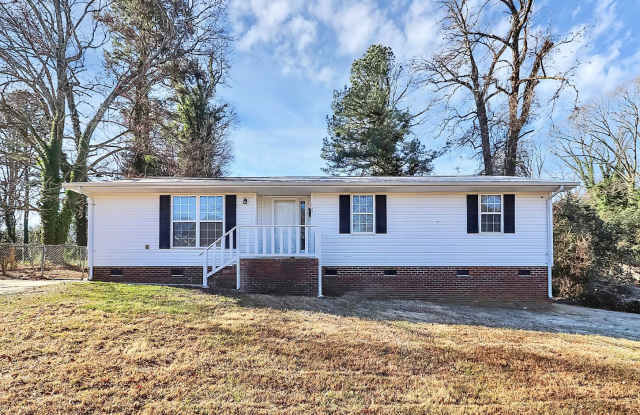 Newly renovated home - 3 Bed/2 Bath photos photos