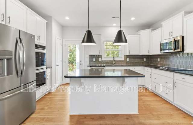 25 Kingwood Court Gallery 4