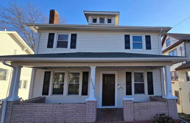 2138 Memorial Avenue Southwest photos photos
