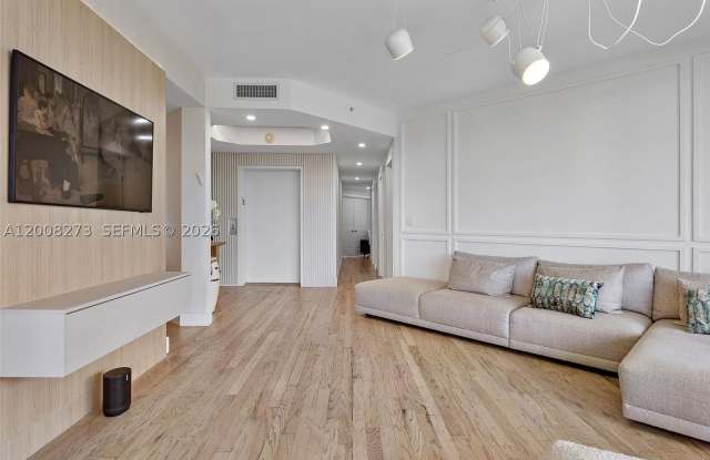 9751 E Bay Harbor Dr Gallery 4