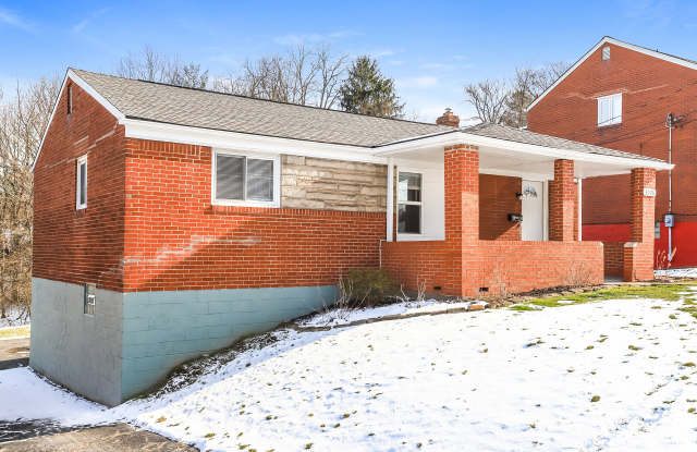 4526 Woodhill Dr Gallery 3