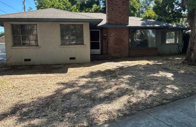 1020 Warner St / Reserve Now for Fall 2026 photos photos