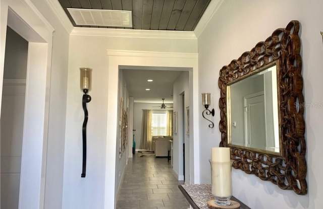 1729 Hawksbill Lane Gallery 2