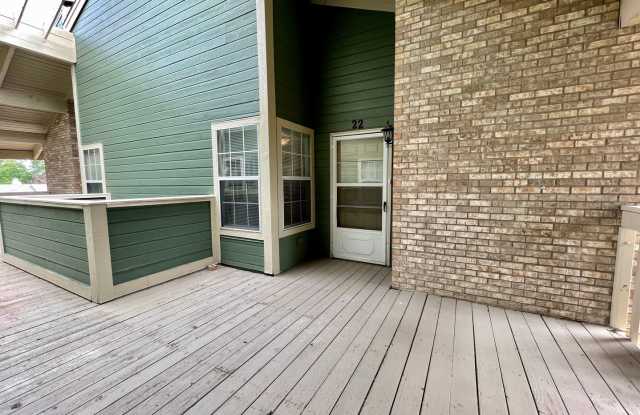 $0 DEPOSIT OPTION. BRIGHT AND AIRY TWO BEDROOM OTERO RIDGE CONDO WITH LOFT! photos photos